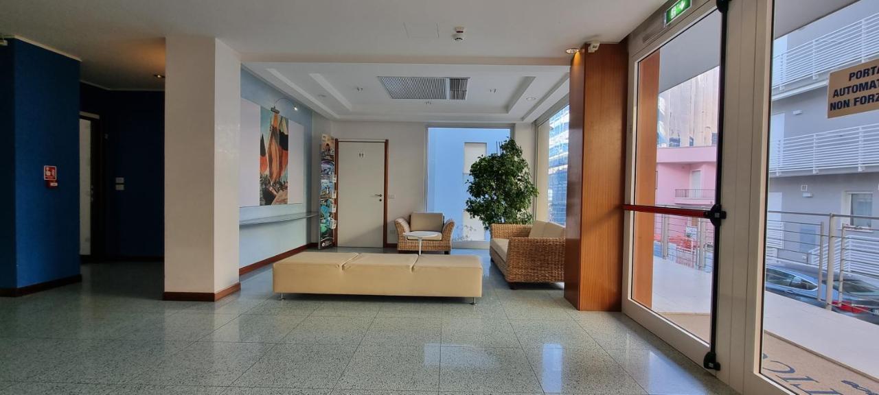 Residence Adriatico ガビッチェ・マーレ エクステリア 写真