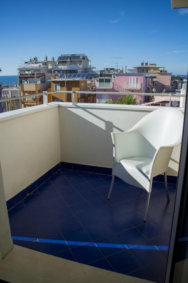 Residence Adriatico ガビッチェ・マーレ エクステリア 写真