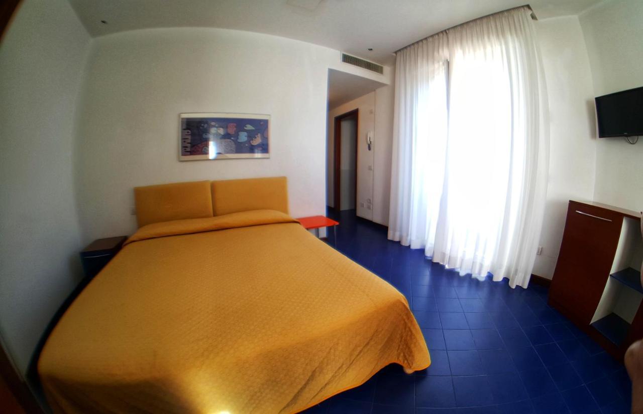 Residence Adriatico ガビッチェ・マーレ エクステリア 写真